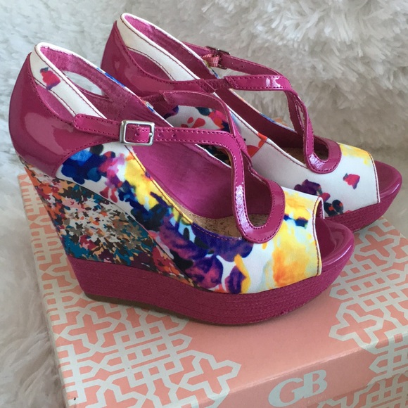 Gianni Bini Shoes - GB-Gianni Bini Stylista Wedges (Size 6.5)